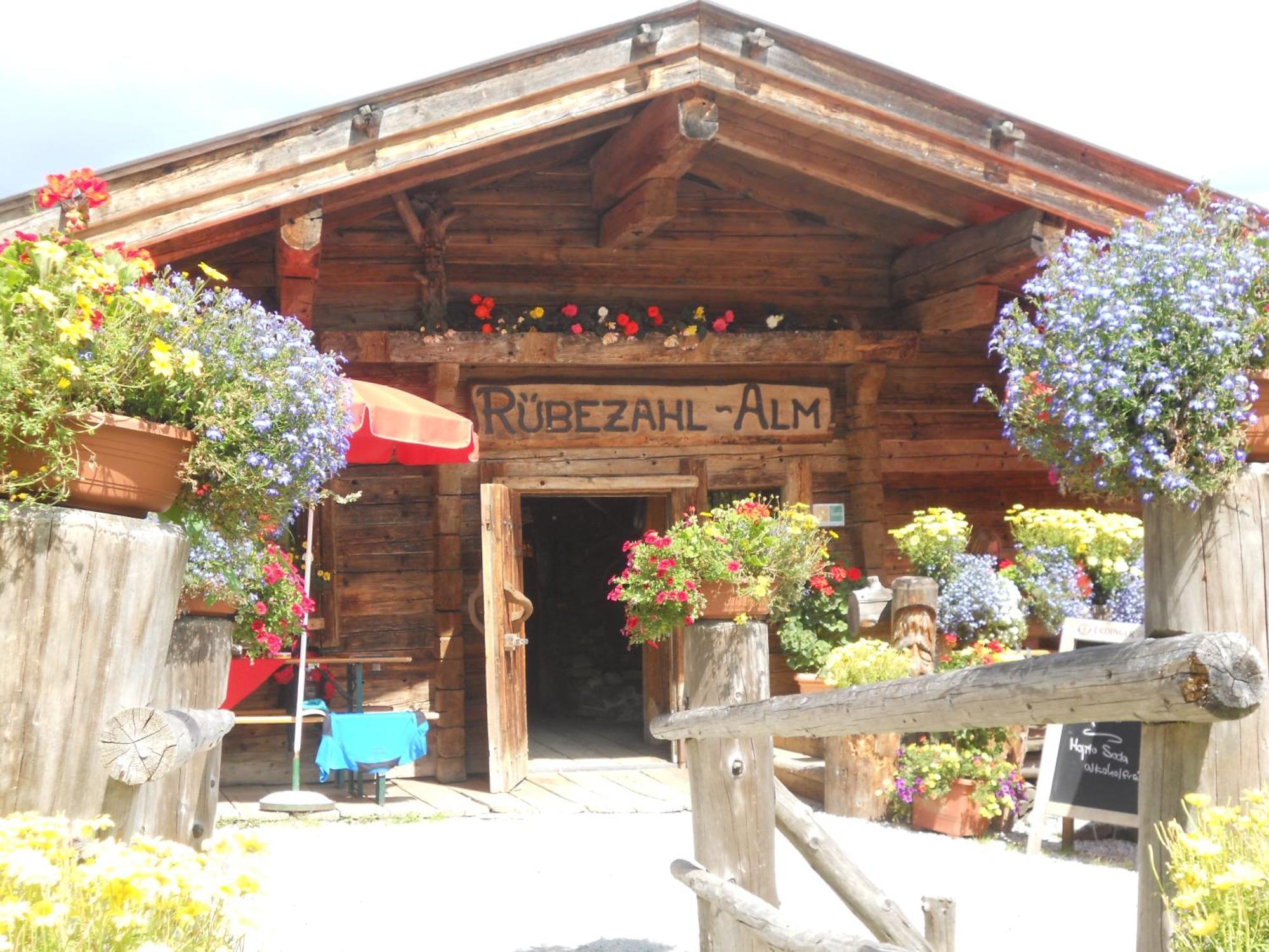 Landgasthof Pfarrwirt Hotel Thiersee Exterior photo